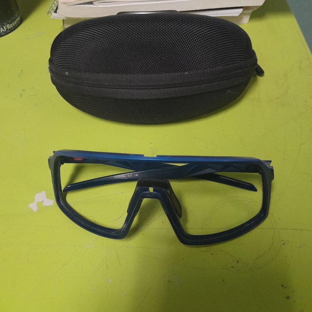 Oakley Sutro Exclusive Frames